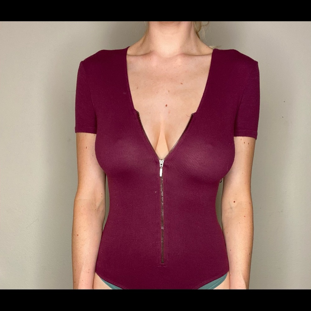 Guess ZipUp Bodysuit